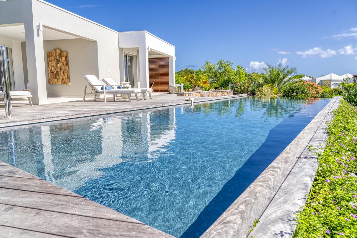 2. Location villa piscine Saint François Guadeloupe_Piscine